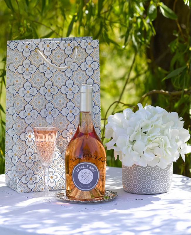 Because You Love Flowers & Rosé Gift Bag